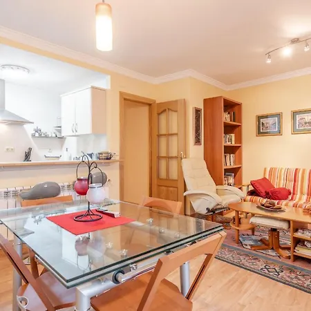 Expoholidays - Centrico Piso Parking Incluido Calle Alvaro Bazan Apartment *